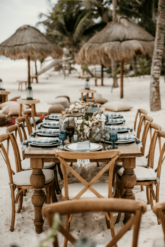 banquete boda en la playa